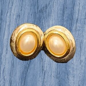 Dainty Silver & Gold Tone Costume Jewelry Pearl Clip On Earrings